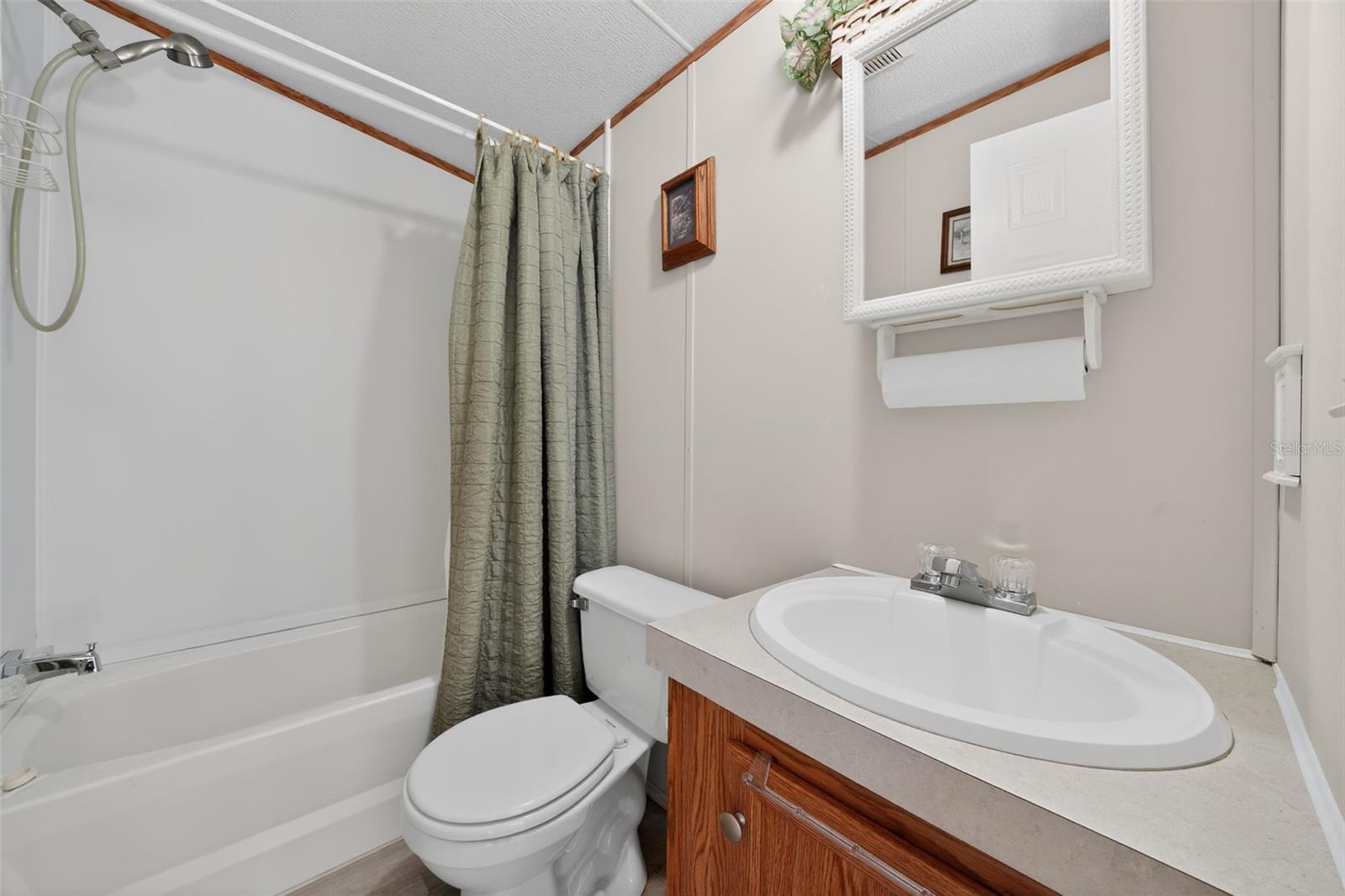 132 HOLIDAY PARK BLVD NE, PALM BAY, FL, 32907