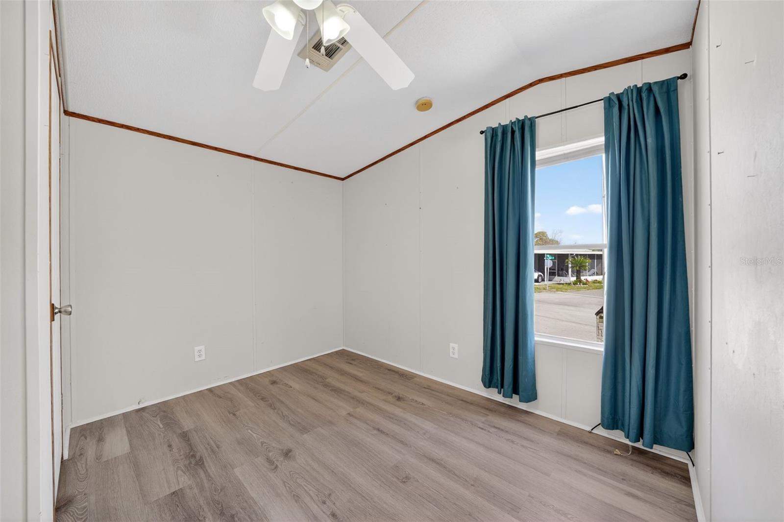 132 HOLIDAY PARK BLVD NE, PALM BAY, FL, 32907