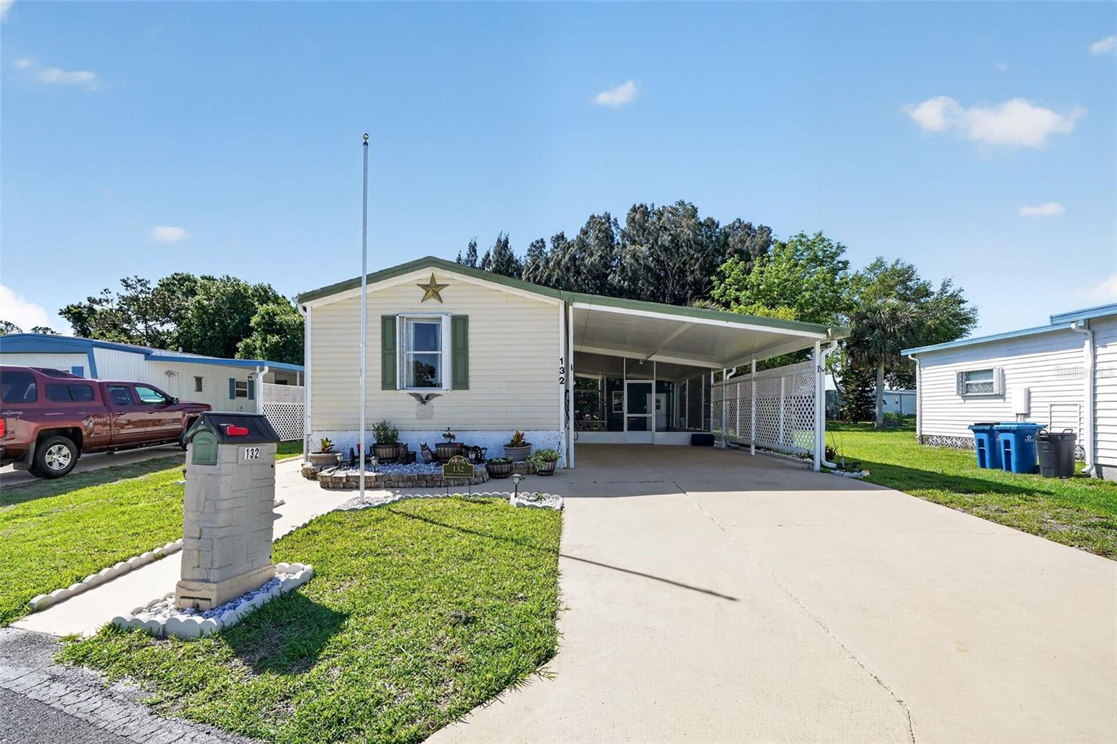 132 HOLIDAY PARK BLVD NE, PALM BAY, FL, 32907