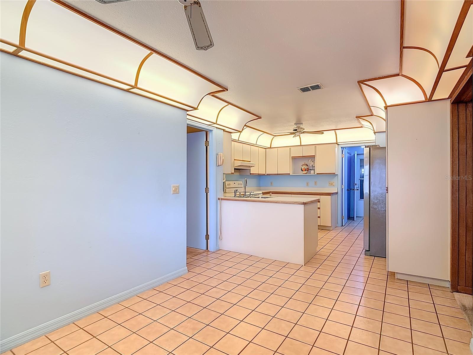 247 S LAKE PANSY DR, WINTER HAVEN, FL, 33881