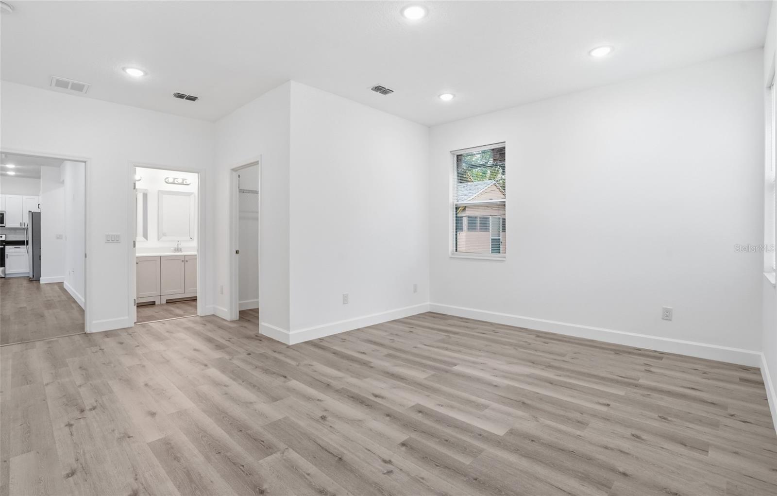 1535 13TH ST S, ST PETERSBURG, FL, 33705