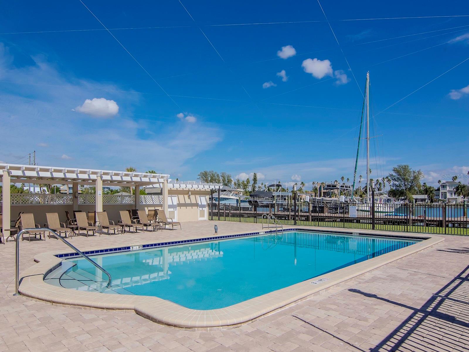 3200 GULF BLVD #103, ST PETE BEACH, FL, 33706