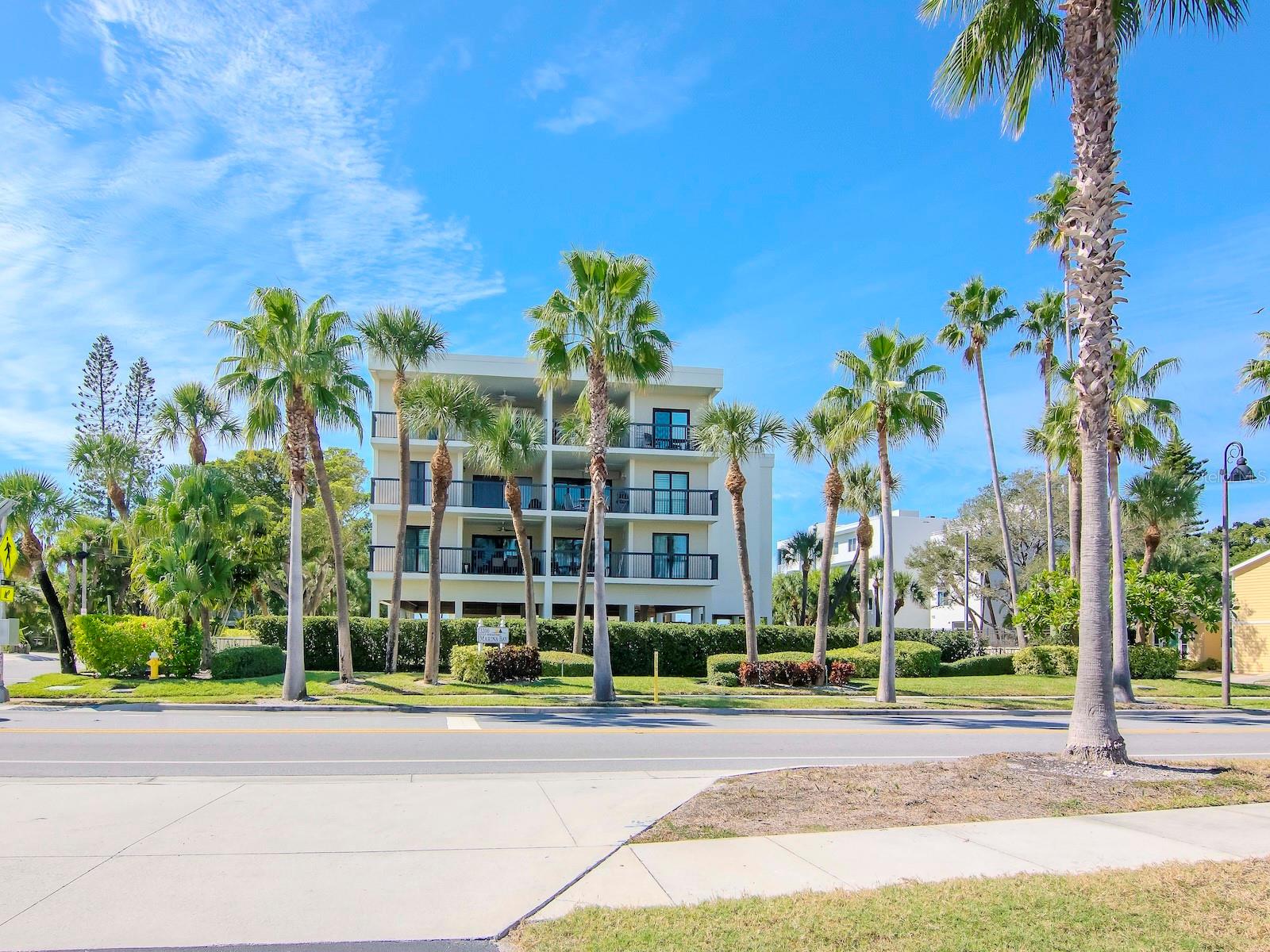 3200 GULF BLVD #103, ST PETE BEACH, FL, 33706