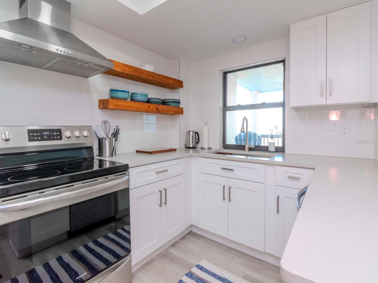 3200 GULF BLVD #103, ST PETE BEACH, FL, 33706