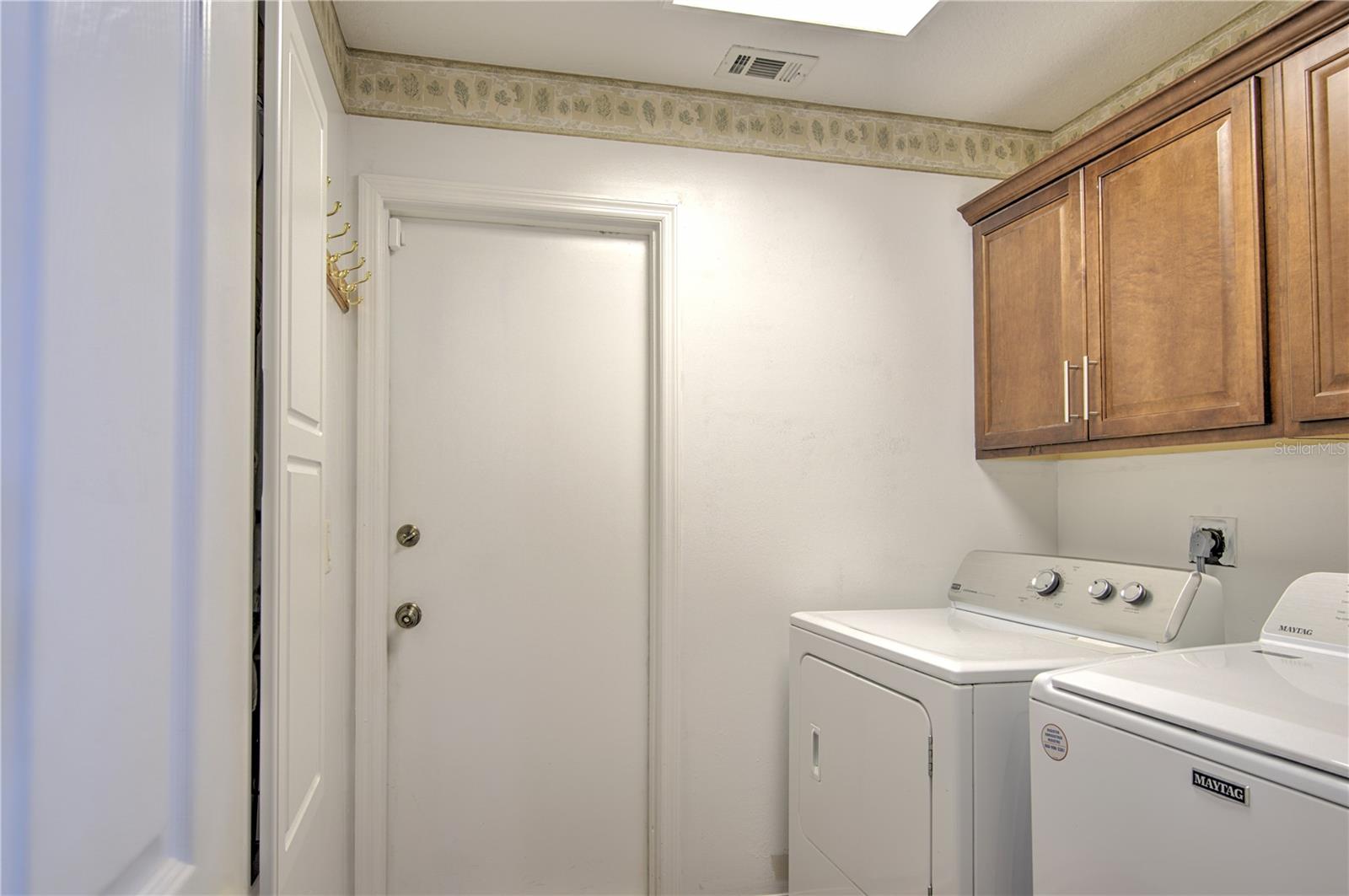 684 YORKSHIRE DR, OVIEDO, FL, 32765