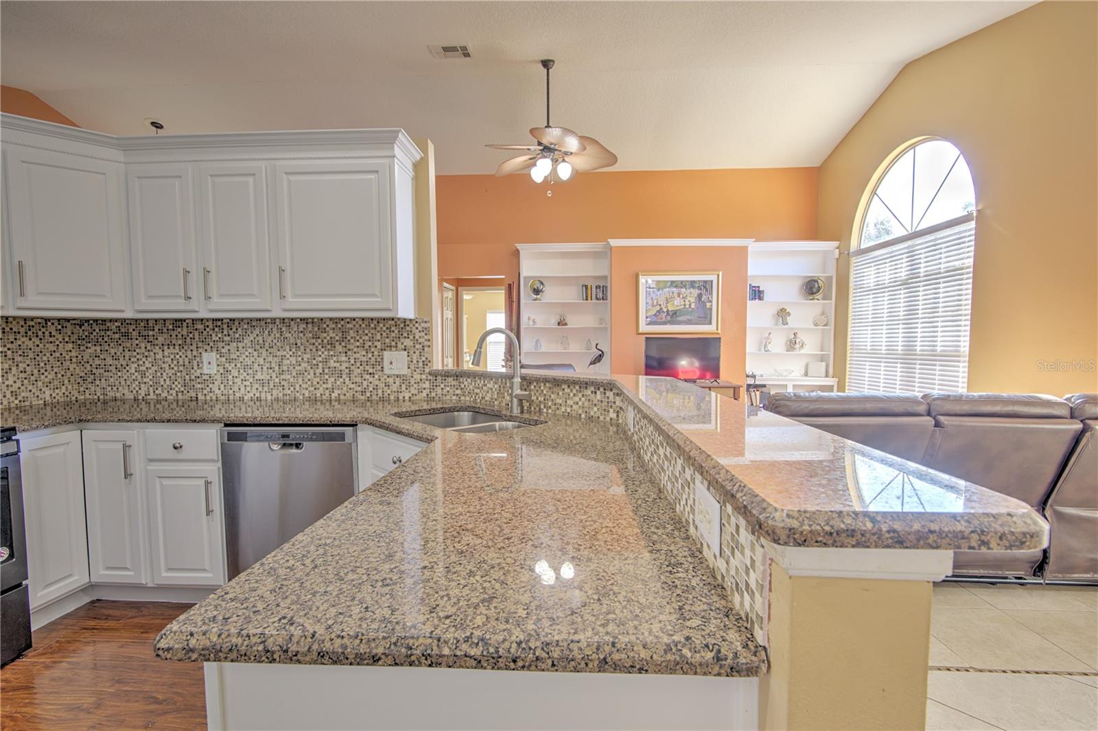 684 YORKSHIRE DR, OVIEDO, FL, 32765