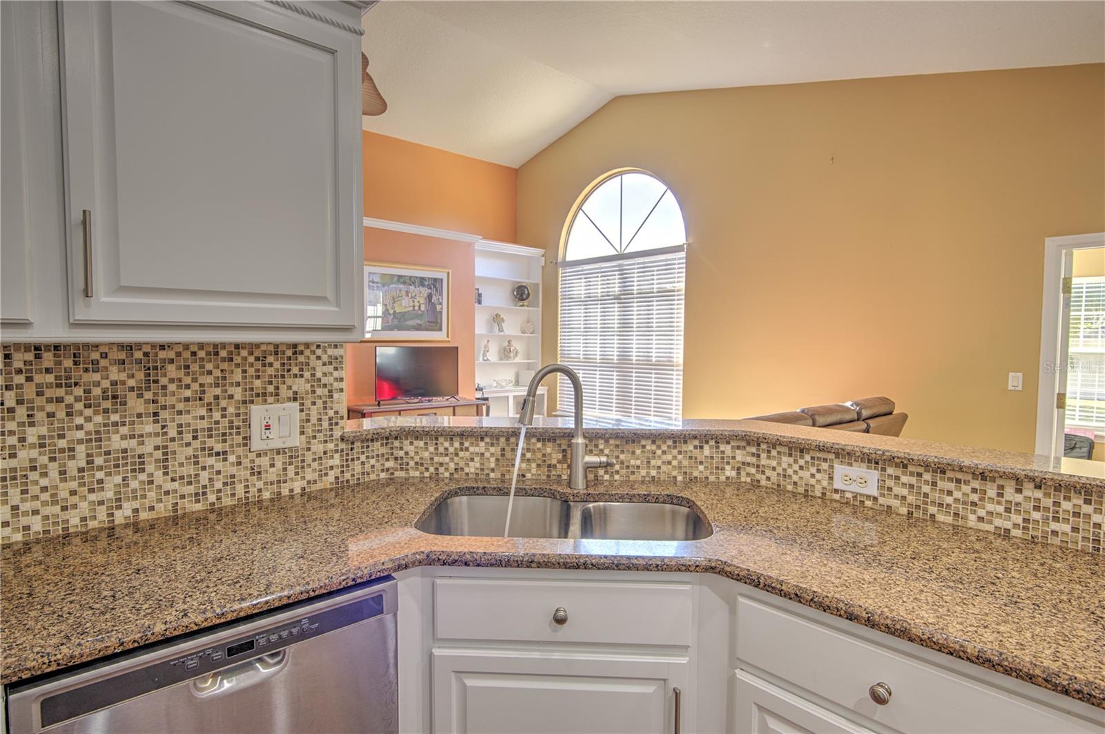 684 YORKSHIRE DR, OVIEDO, FL, 32765