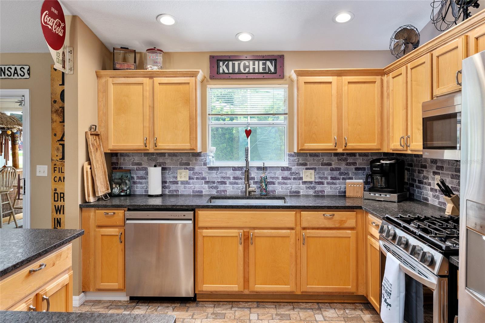 750 EDEN PL, THE VILLAGES, FL, 32162