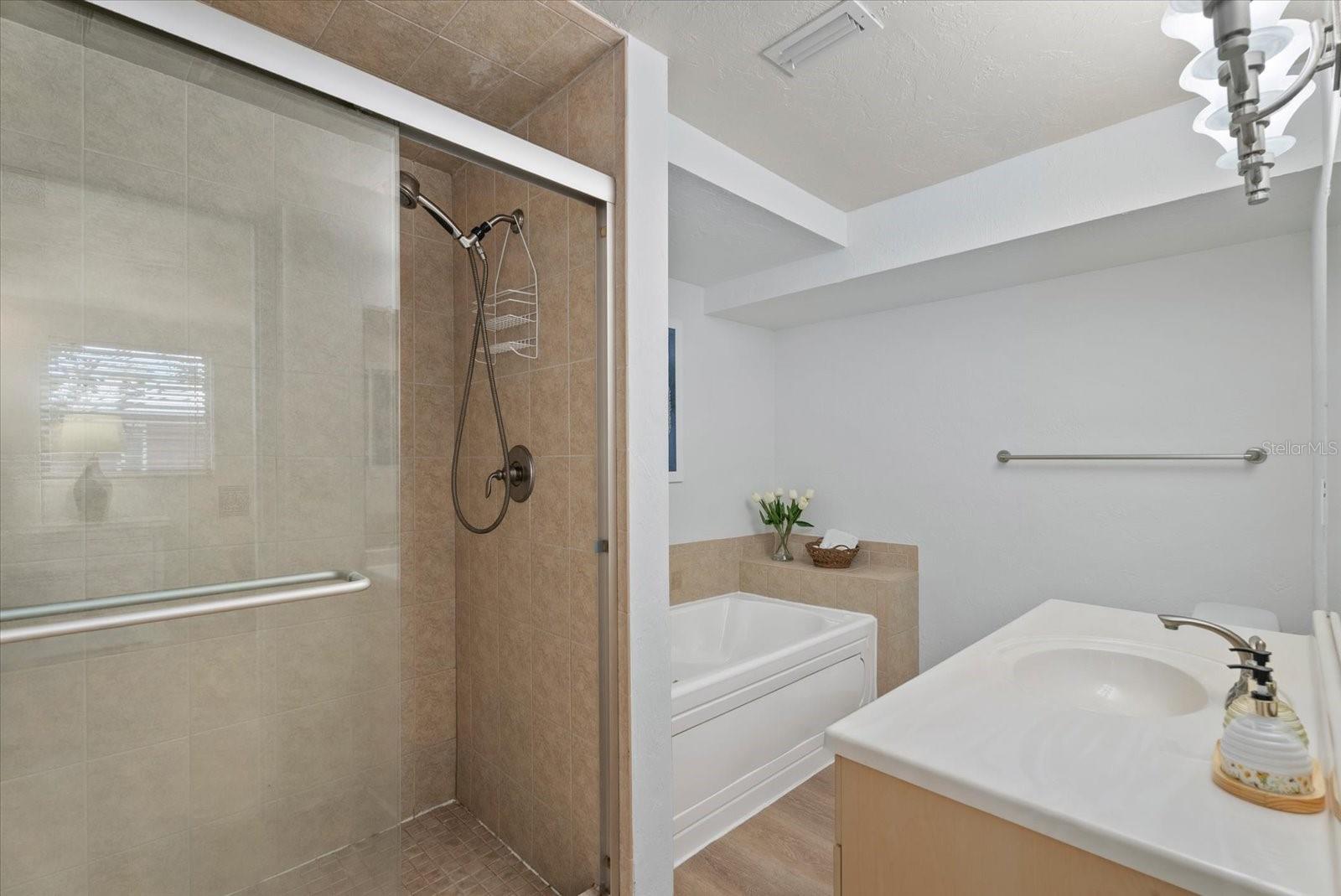 5868 DENISON DR, VENICE, FL, 34293