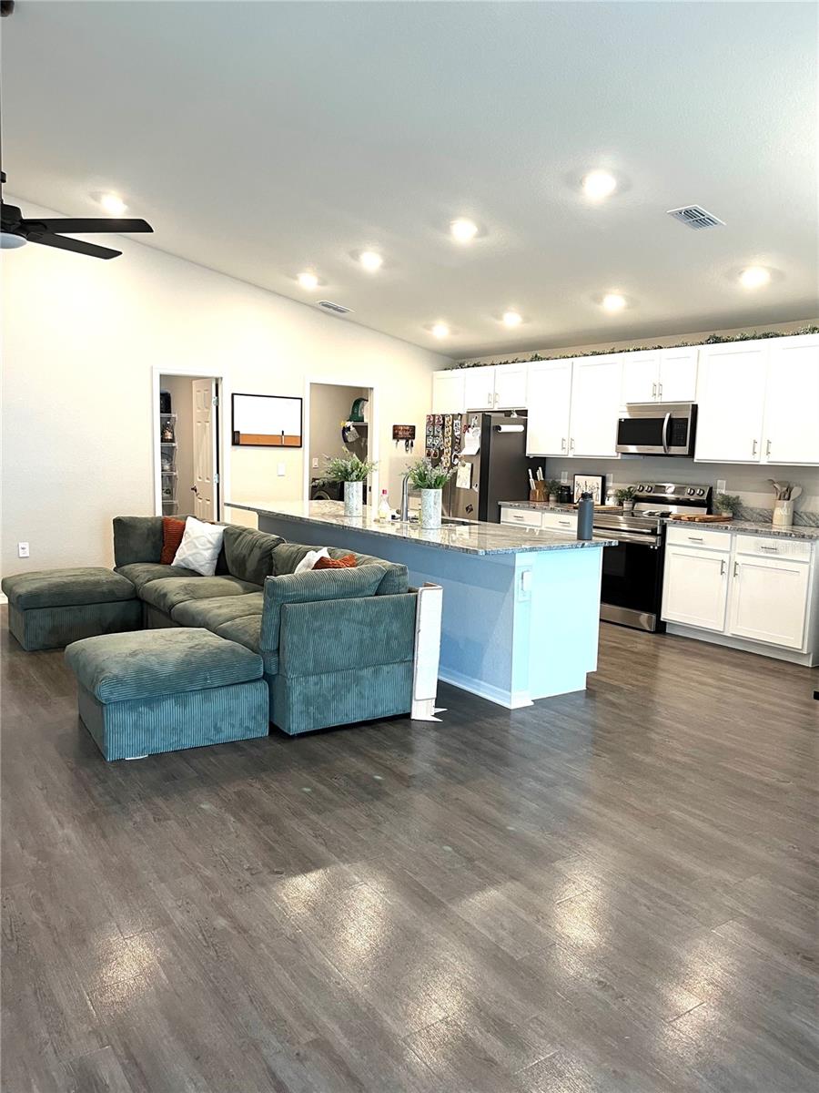 1373 MEZZAVALLE WAY, AUBURNDALE, FL, 33823