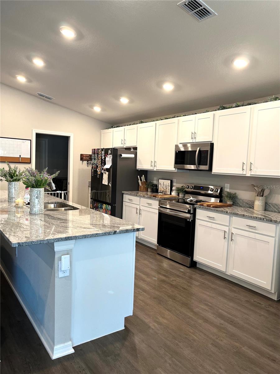 1373 MEZZAVALLE WAY, AUBURNDALE, FL, 33823