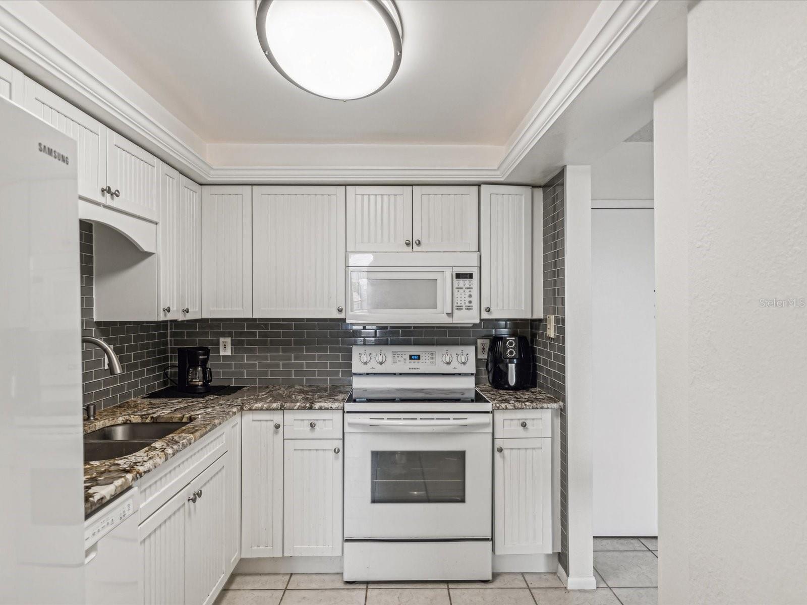 255 DOLPHIN PT #501, CLEARWATER BEACH, FL, 33767