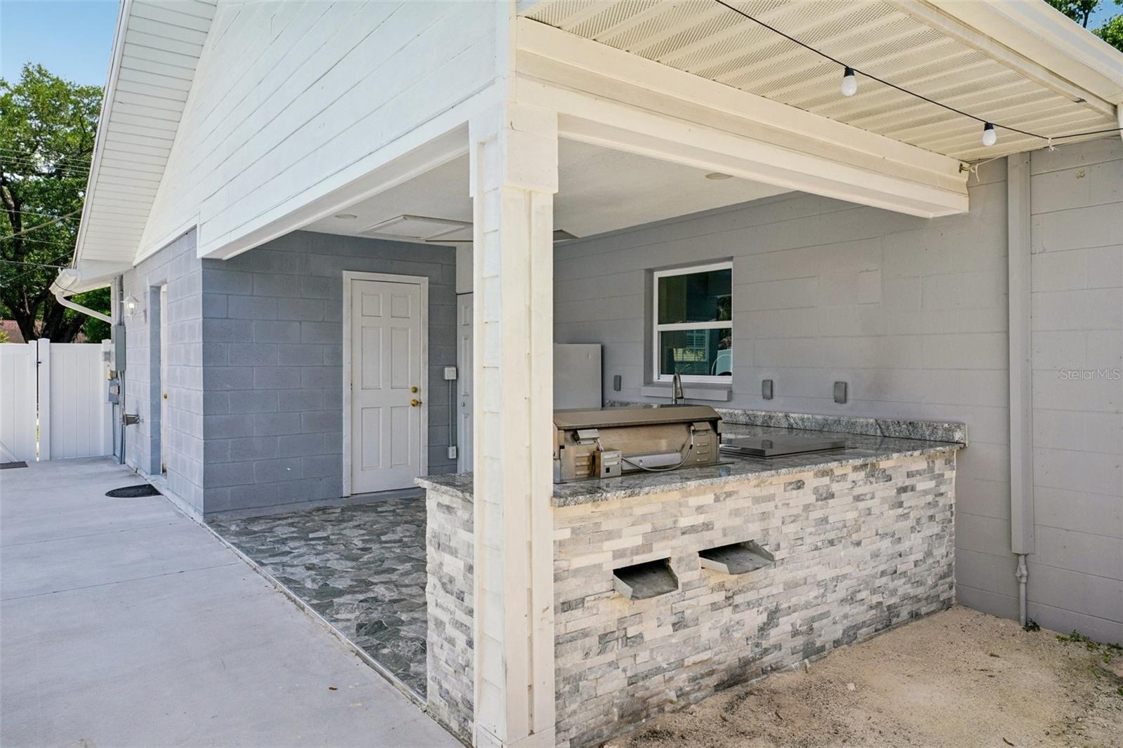 1414 SEFFNER VALRICO RD, SEFFNER, FL, 33584