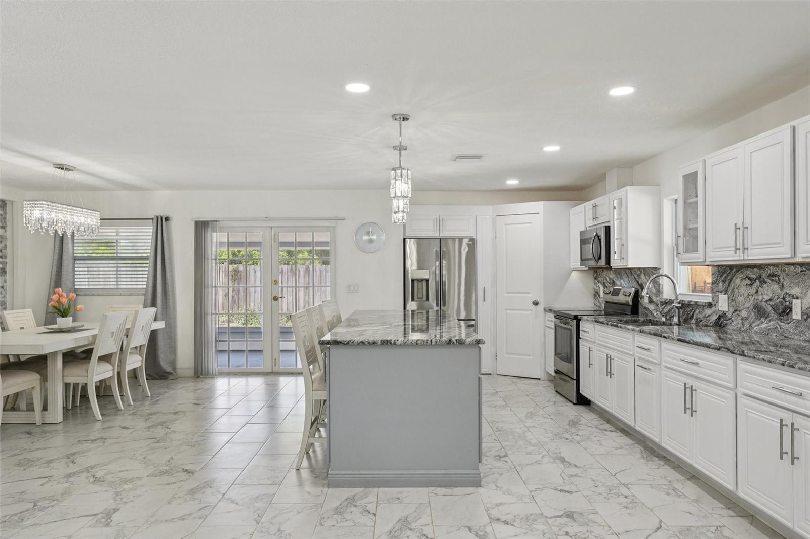 1414 SEFFNER VALRICO RD, SEFFNER, FL, 33584