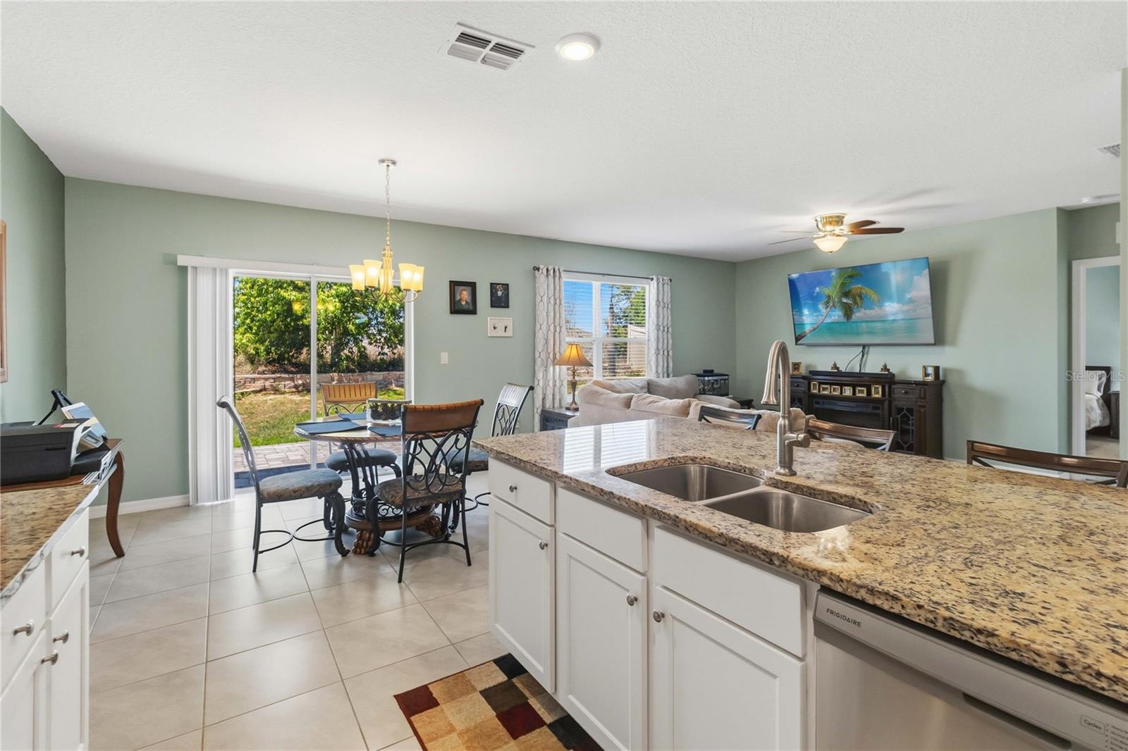 2464 WHITE POPPY DR, KISSIMMEE, FL, 34747