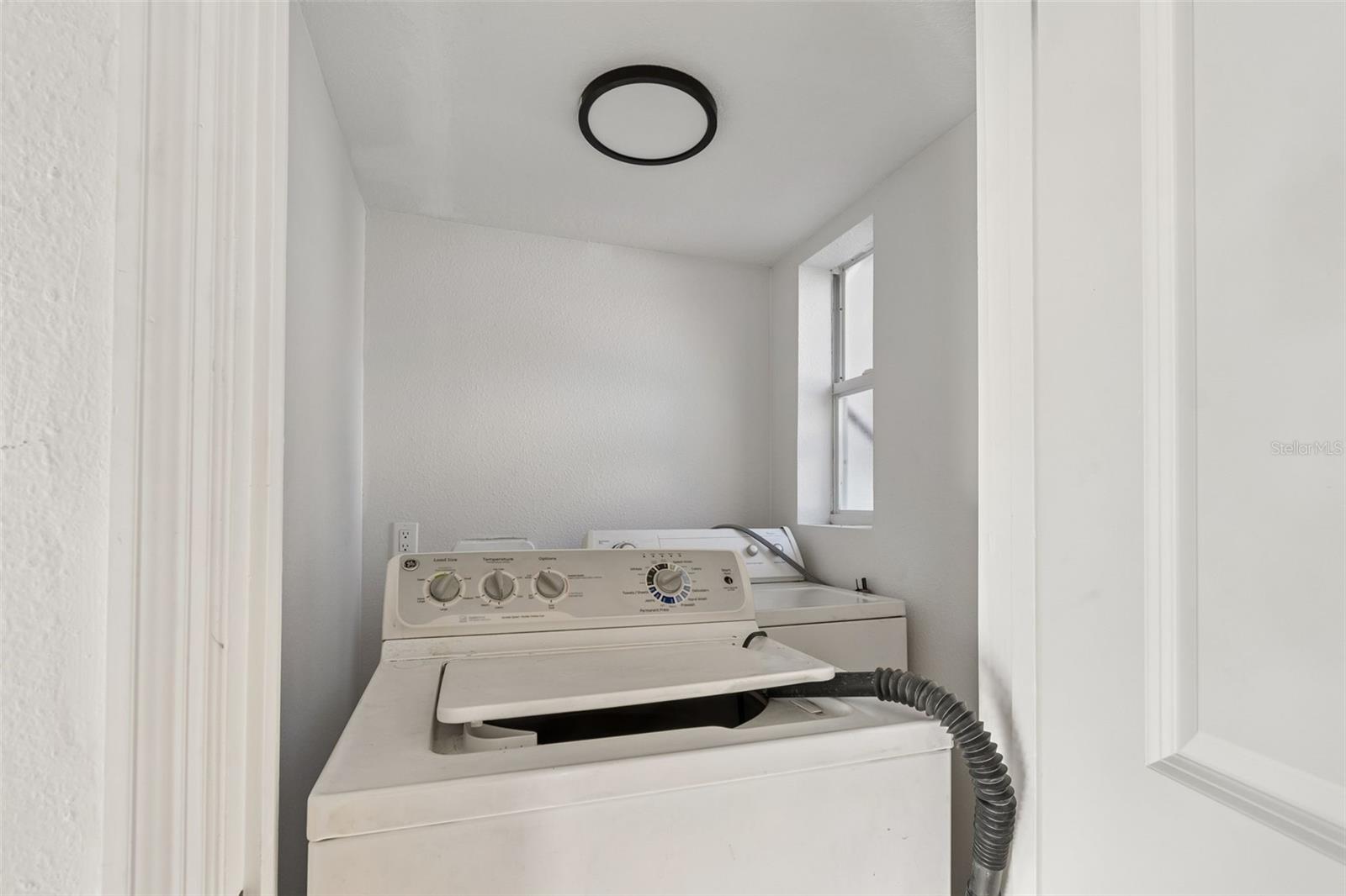 125 HARBOR BLUFF DR, LARGO, FL, 33770