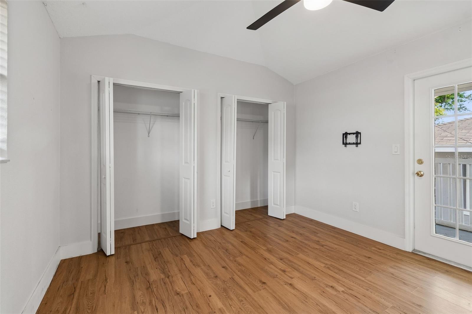 125 HARBOR BLUFF DR, LARGO, FL, 33770