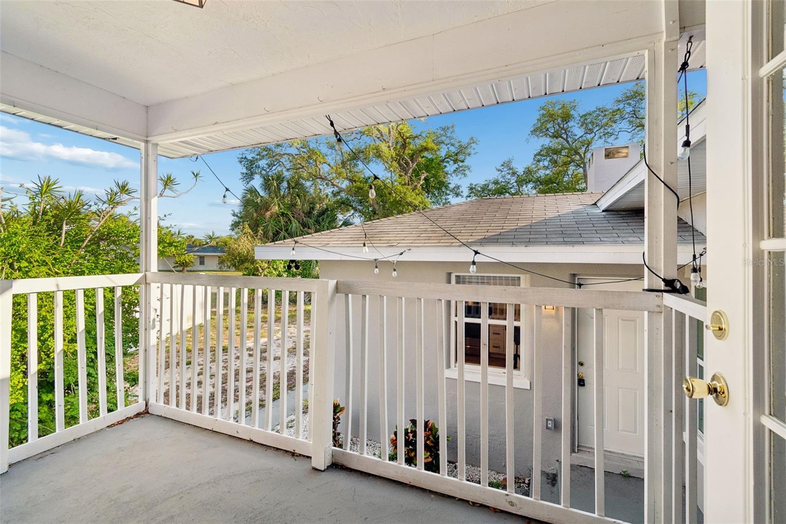 125 HARBOR BLUFF DR, LARGO, FL, 33770