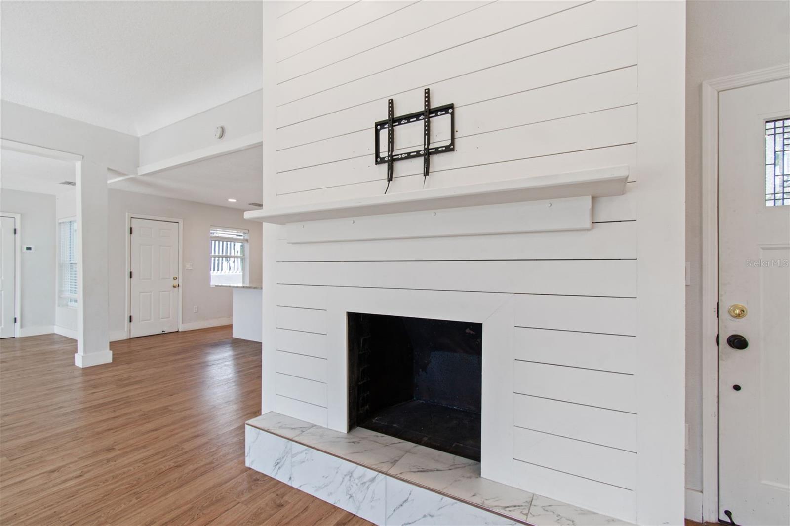 125 HARBOR BLUFF DR, LARGO, FL, 33770