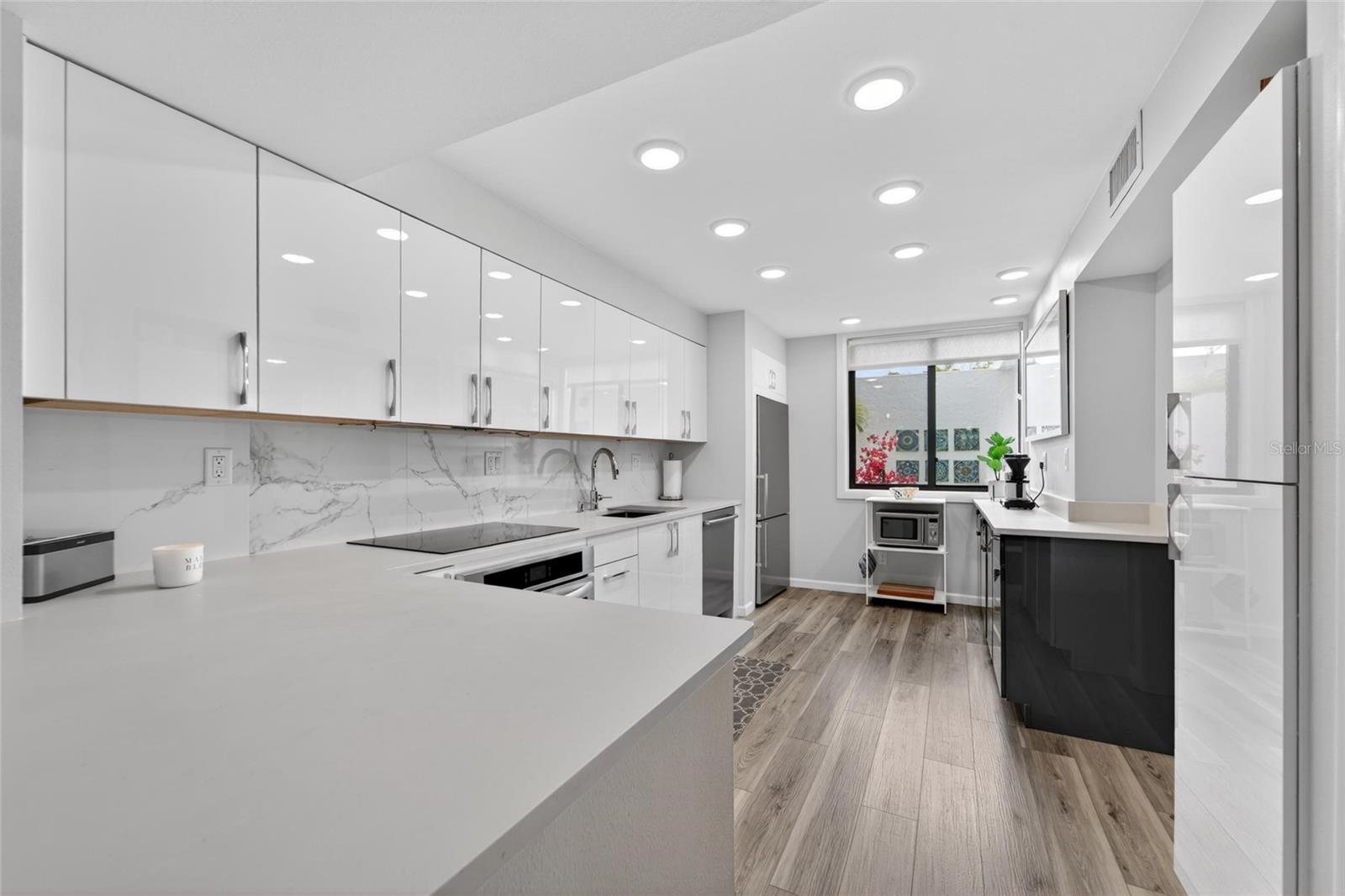 828 BAYPORT WAY #828, LONGBOAT KEY, FL, 34228