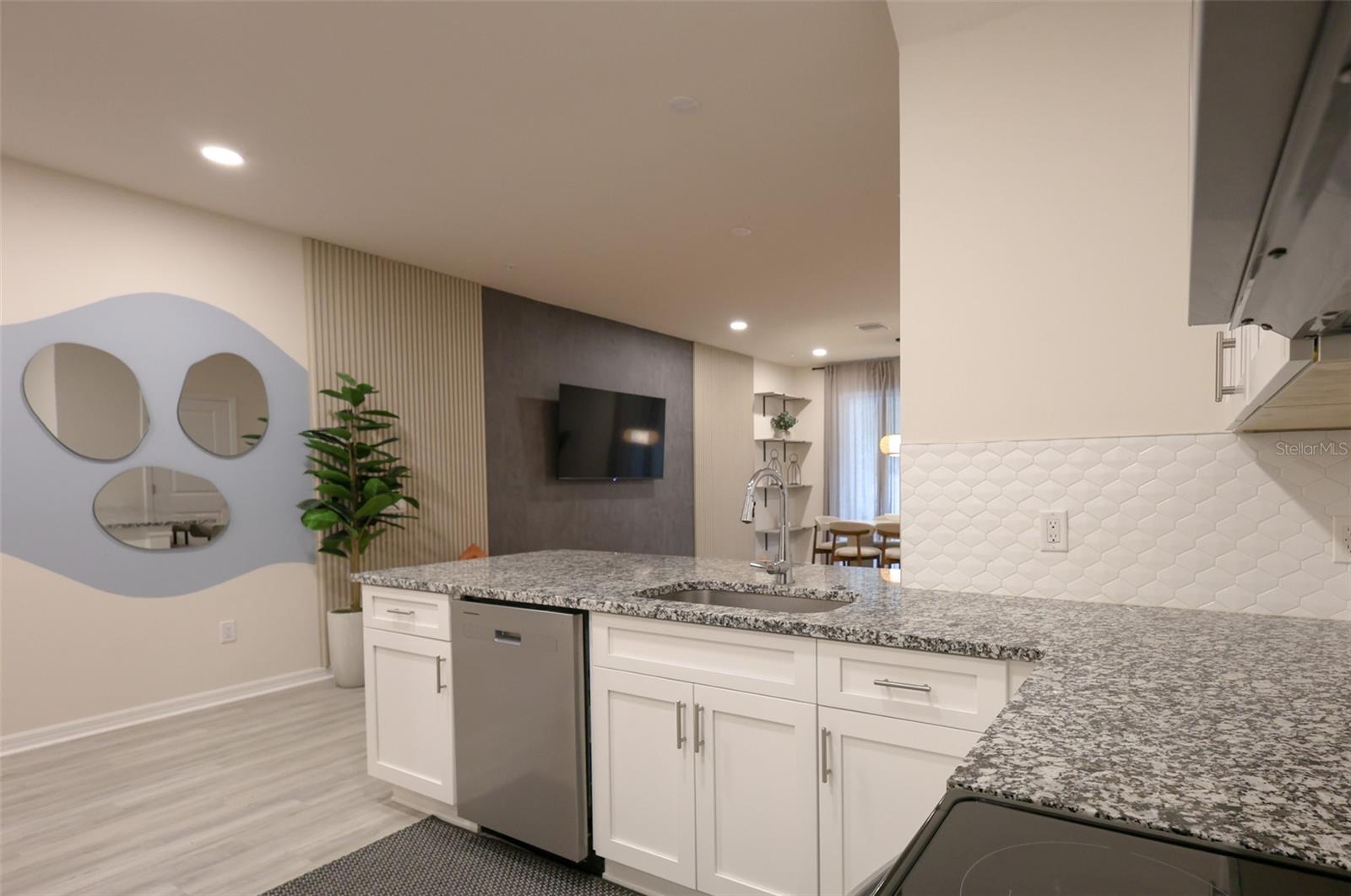 2992 MEARSHIRE DR, CLEARWATER, FL, 33760