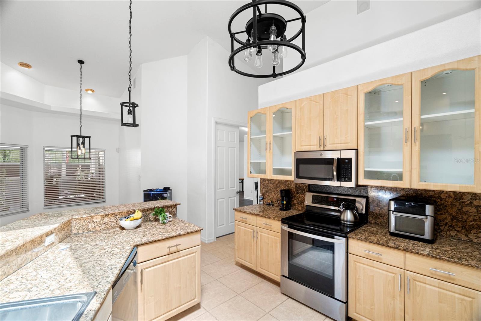 6702 JOSIE DR, SEFFNER, FL, 33584