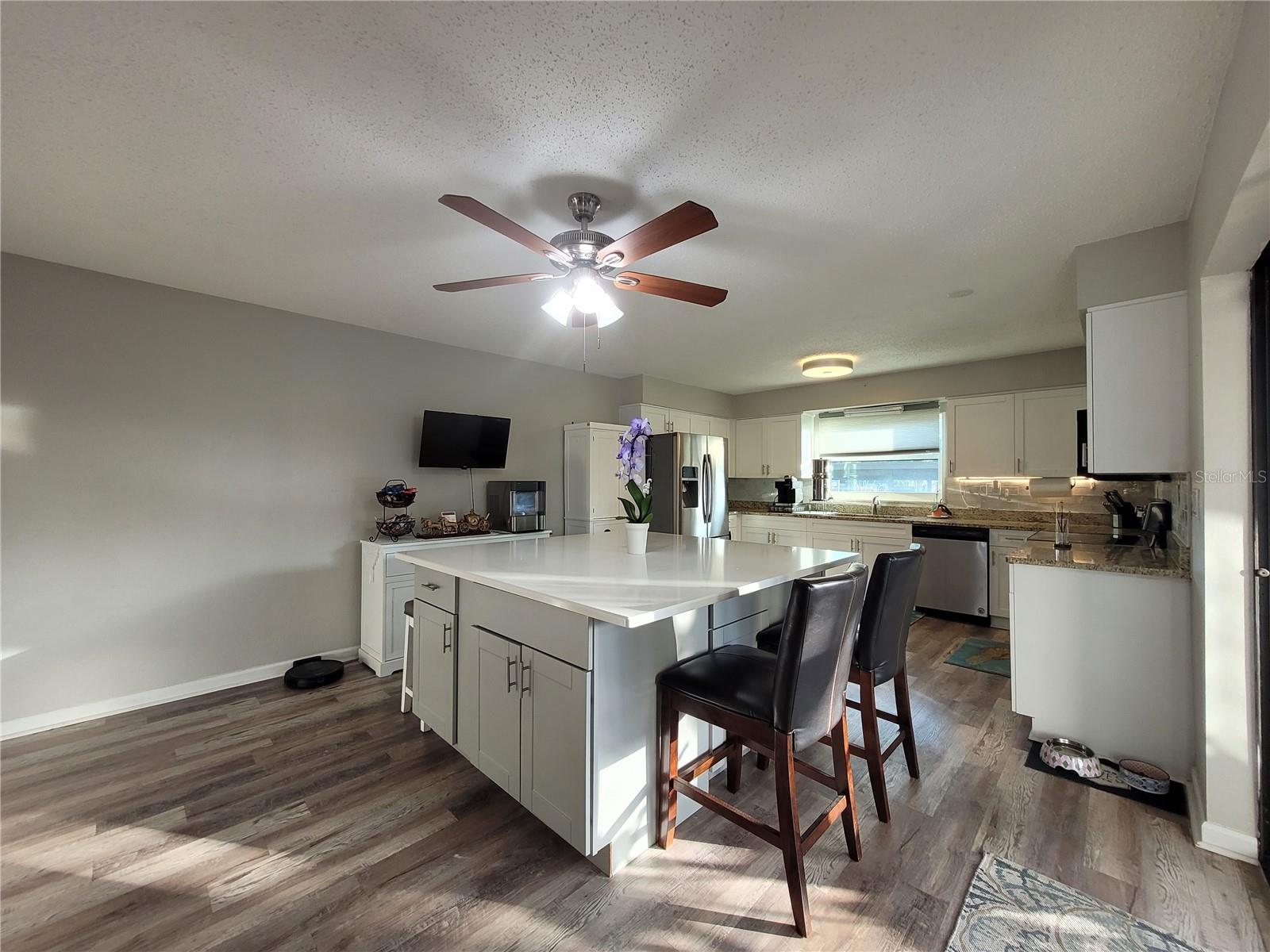 14521 CATALINA CIR, SEMINOLE, FL, 33776