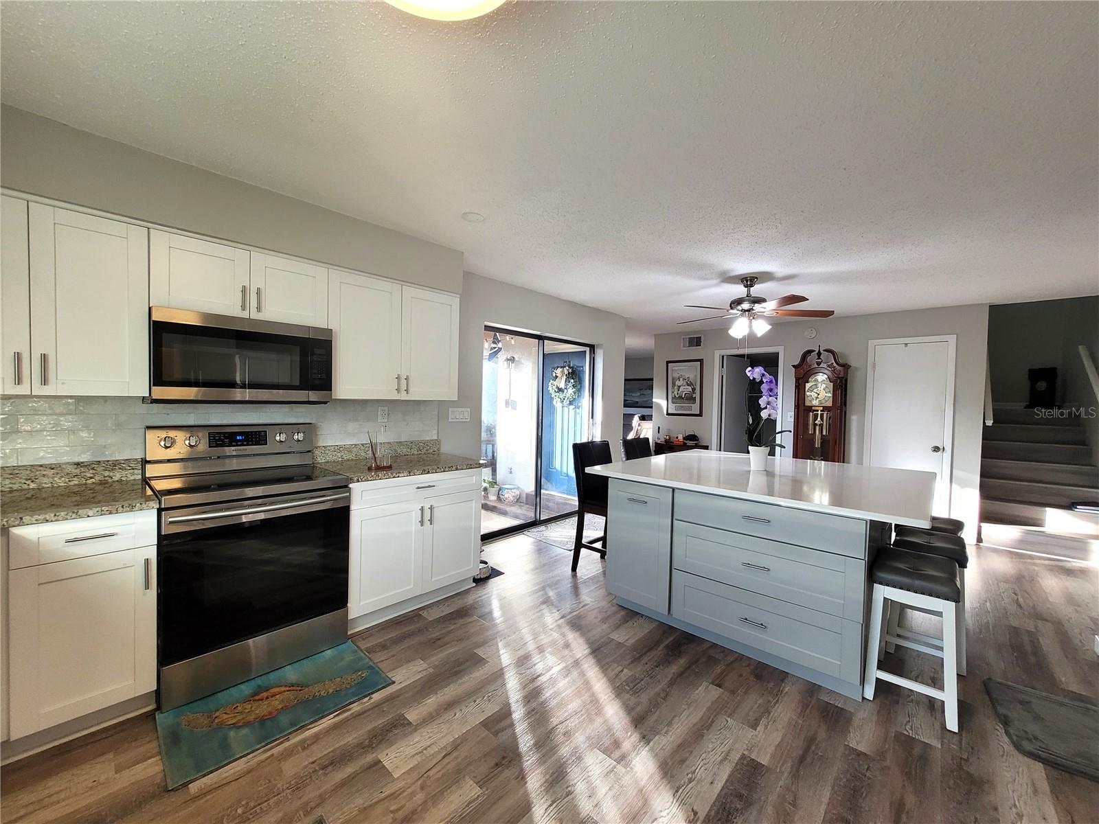 14521 CATALINA CIR, SEMINOLE, FL, 33776