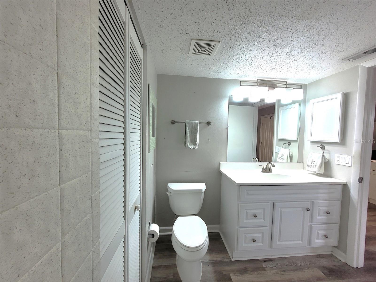 14521 CATALINA CIR, SEMINOLE, FL, 33776