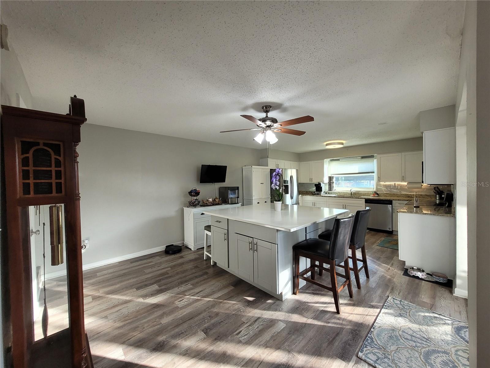 14521 CATALINA CIR, SEMINOLE, FL, 33776