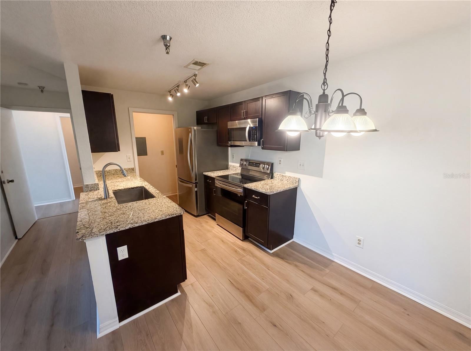 10265 GANDY BLVD N #1008, ST PETERSBURG, FL, 33702