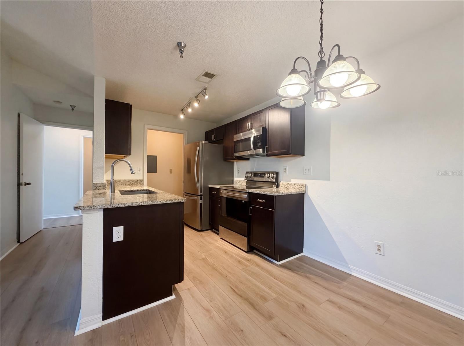 10265 GANDY BLVD N #1008, ST PETERSBURG, FL, 33702