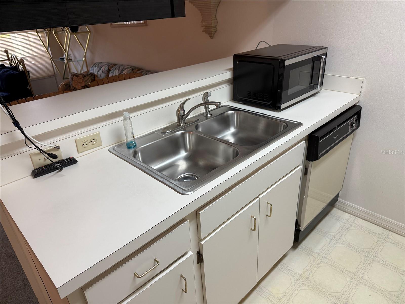 857 SE MAYO DR #102, CRYSTAL RIVER, FL, 34429