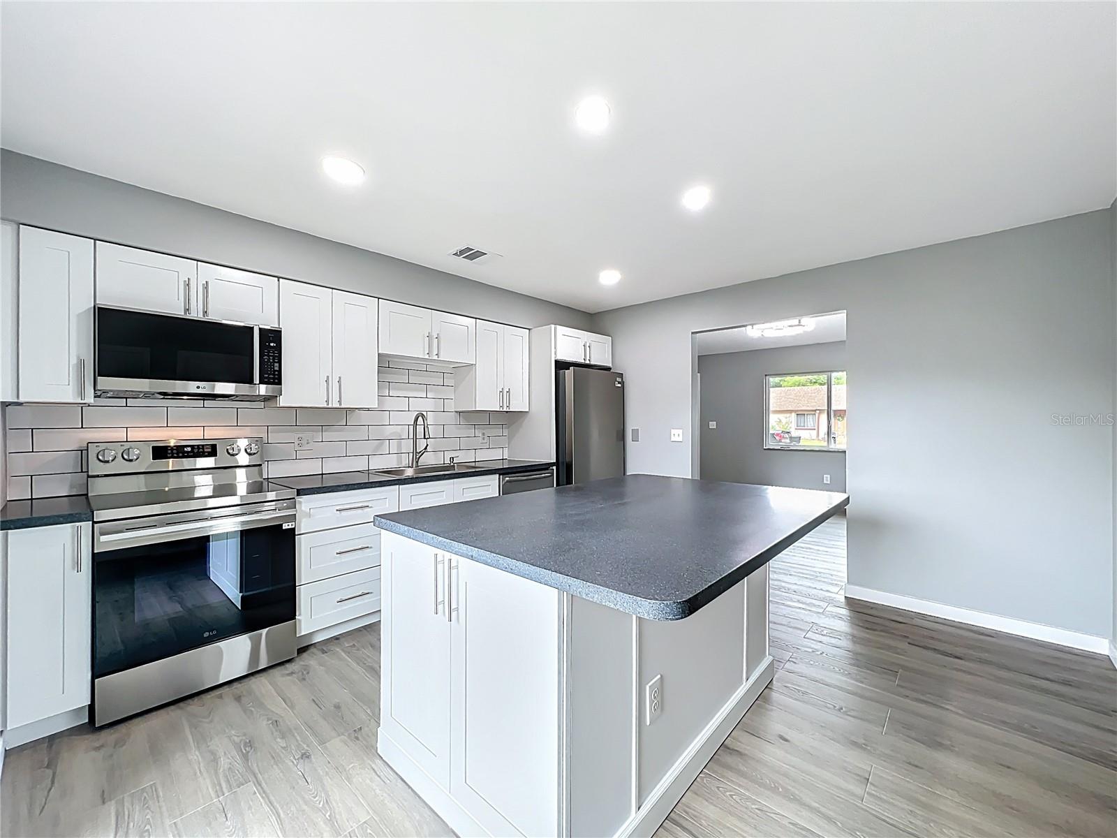 6848 COMPASS COURT, ORLANDO, FL, 32810