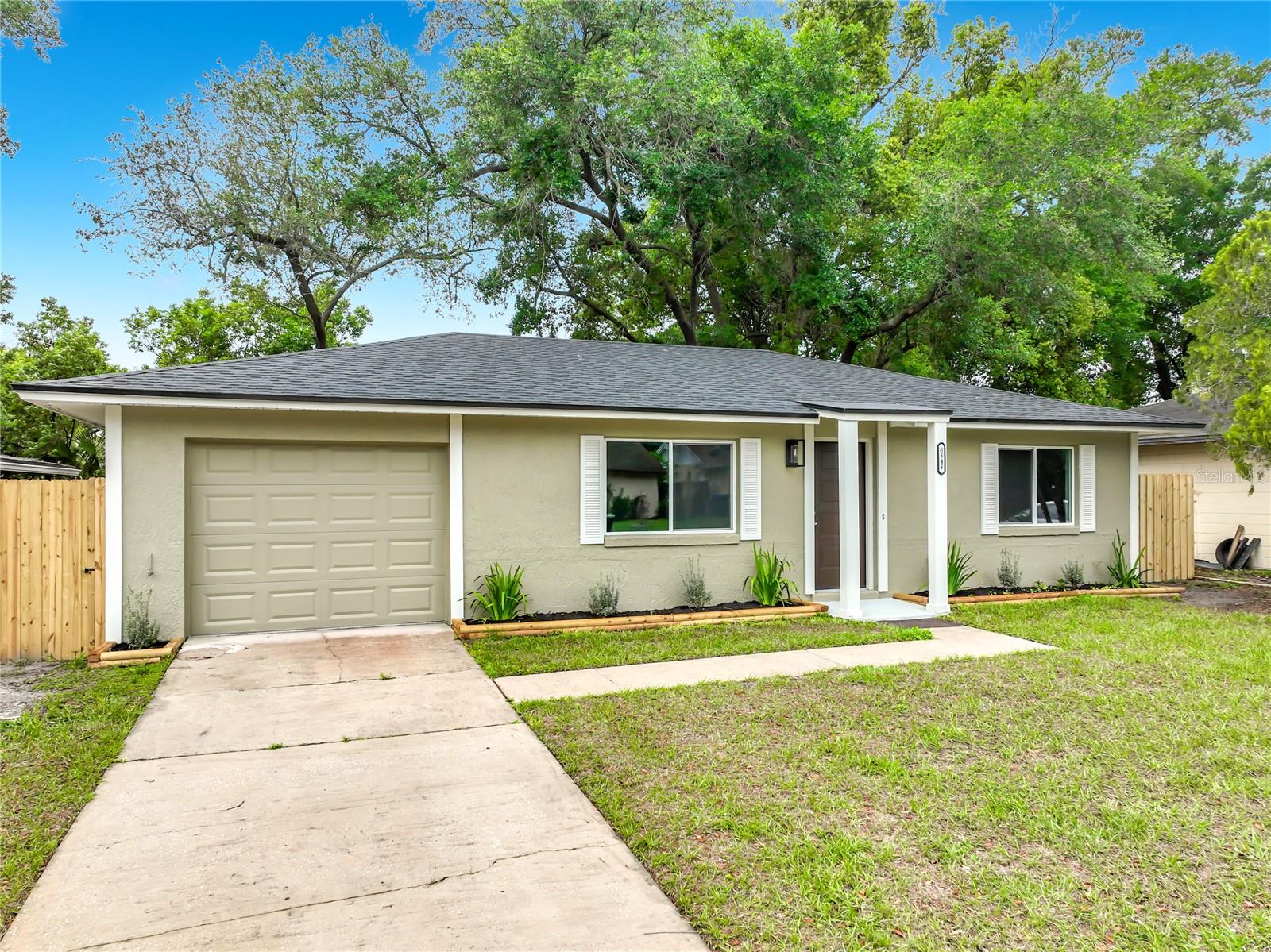 6848 COMPASS COURT, ORLANDO, FL, 32810