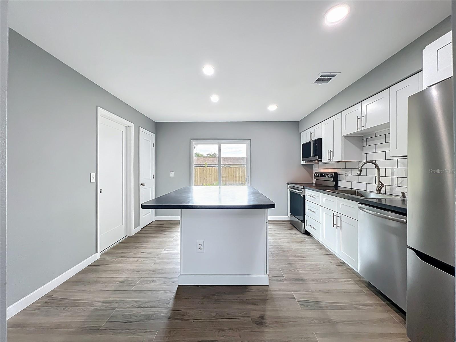 6848 COMPASS COURT, ORLANDO, FL, 32810