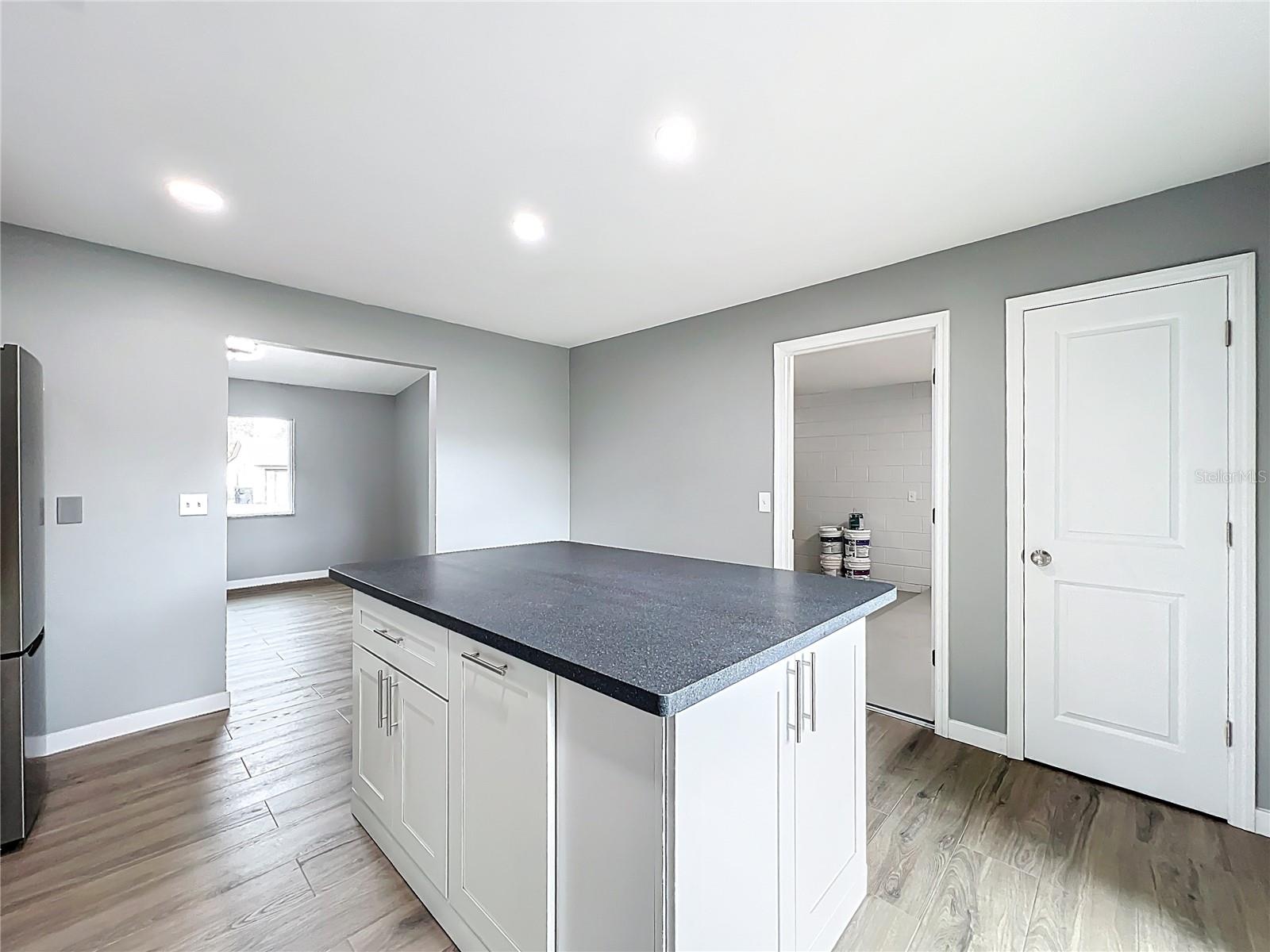 6848 COMPASS COURT, ORLANDO, FL, 32810