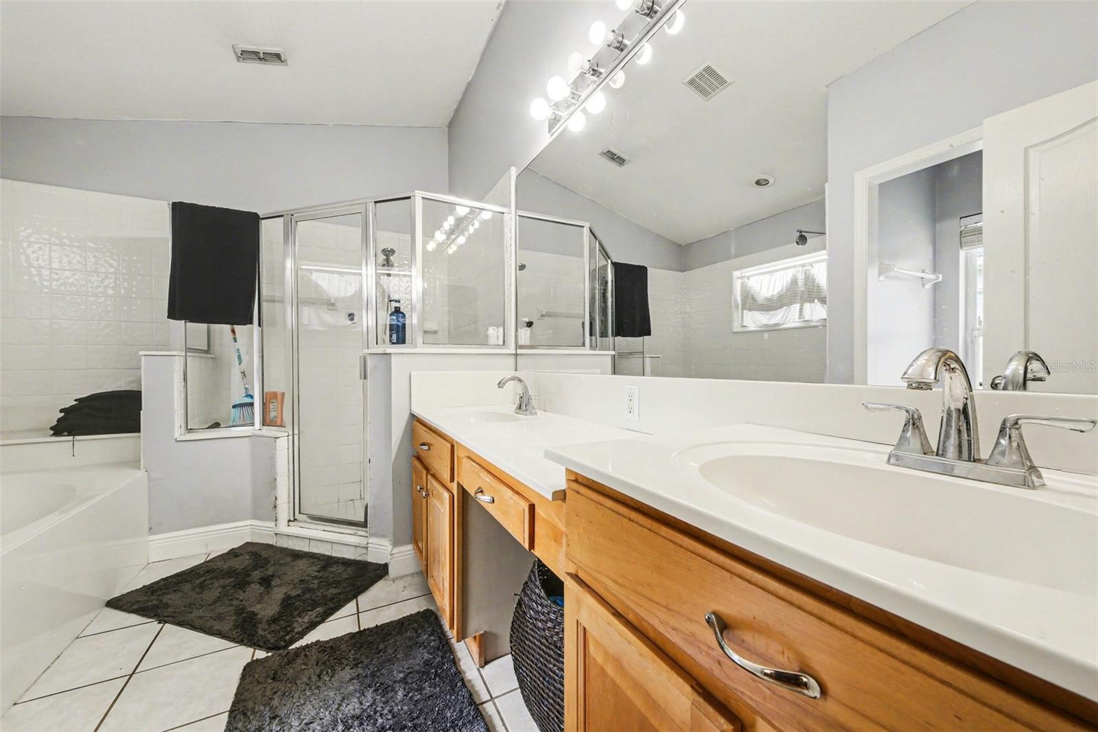 1054 WINDING WATERS CIR, WINTER SPRINGS, FL, 32708