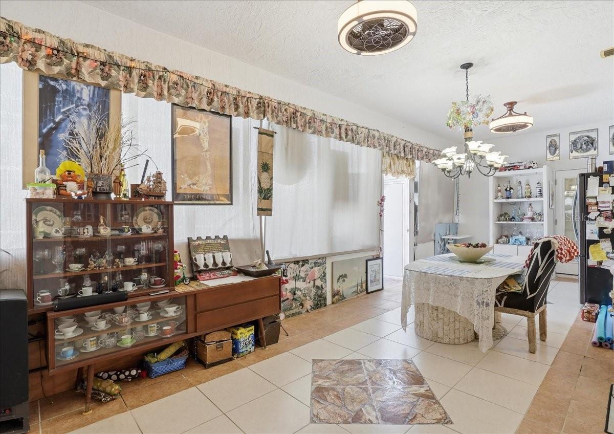 6993 MANNIZ RD, PORT CHARLOTTE, FL, 33981