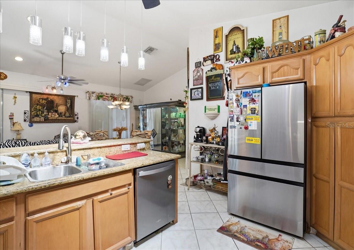 6993 MANNIZ RD, PORT CHARLOTTE, FL, 33981