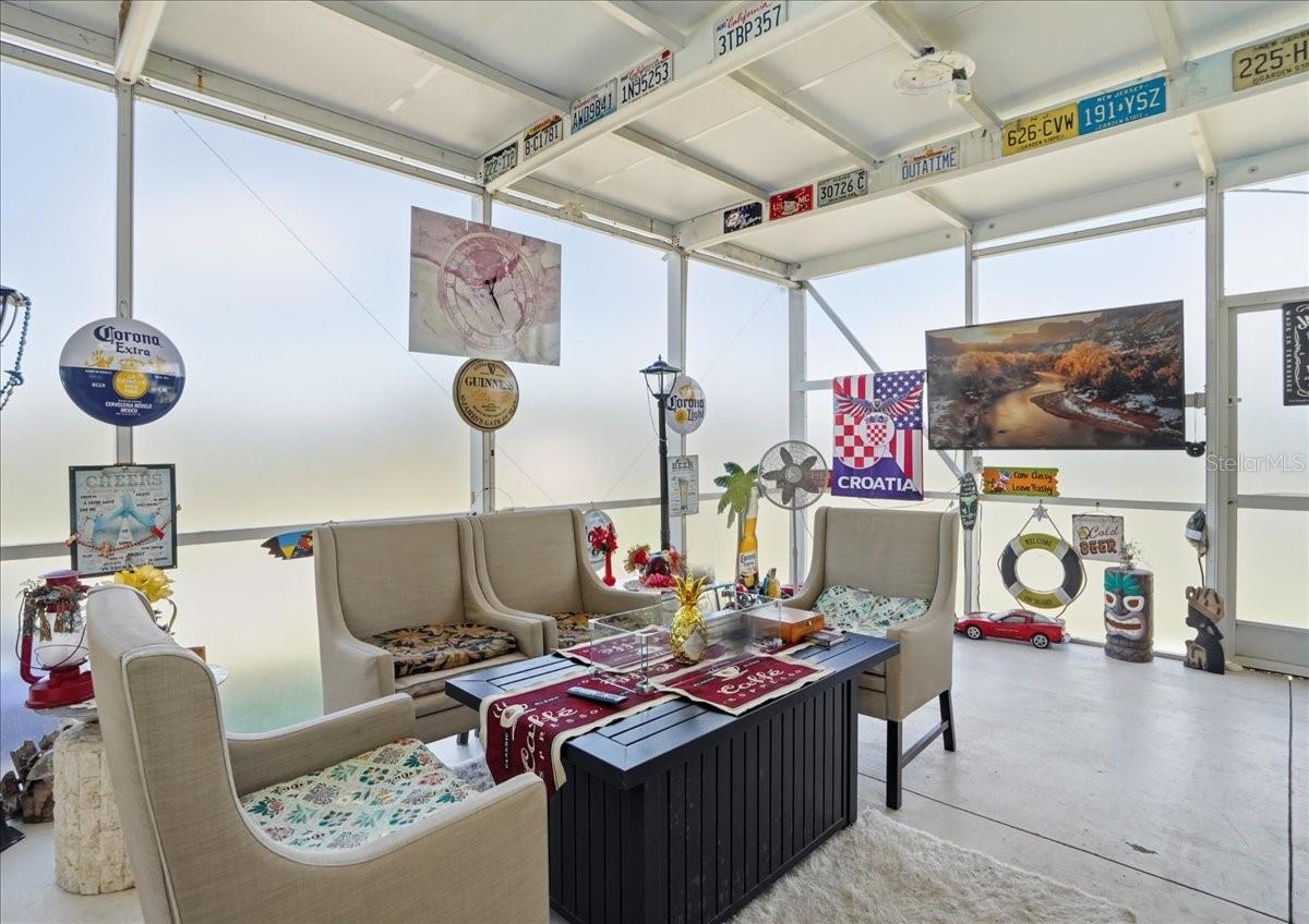 6993 MANNIZ RD, PORT CHARLOTTE, FL, 33981