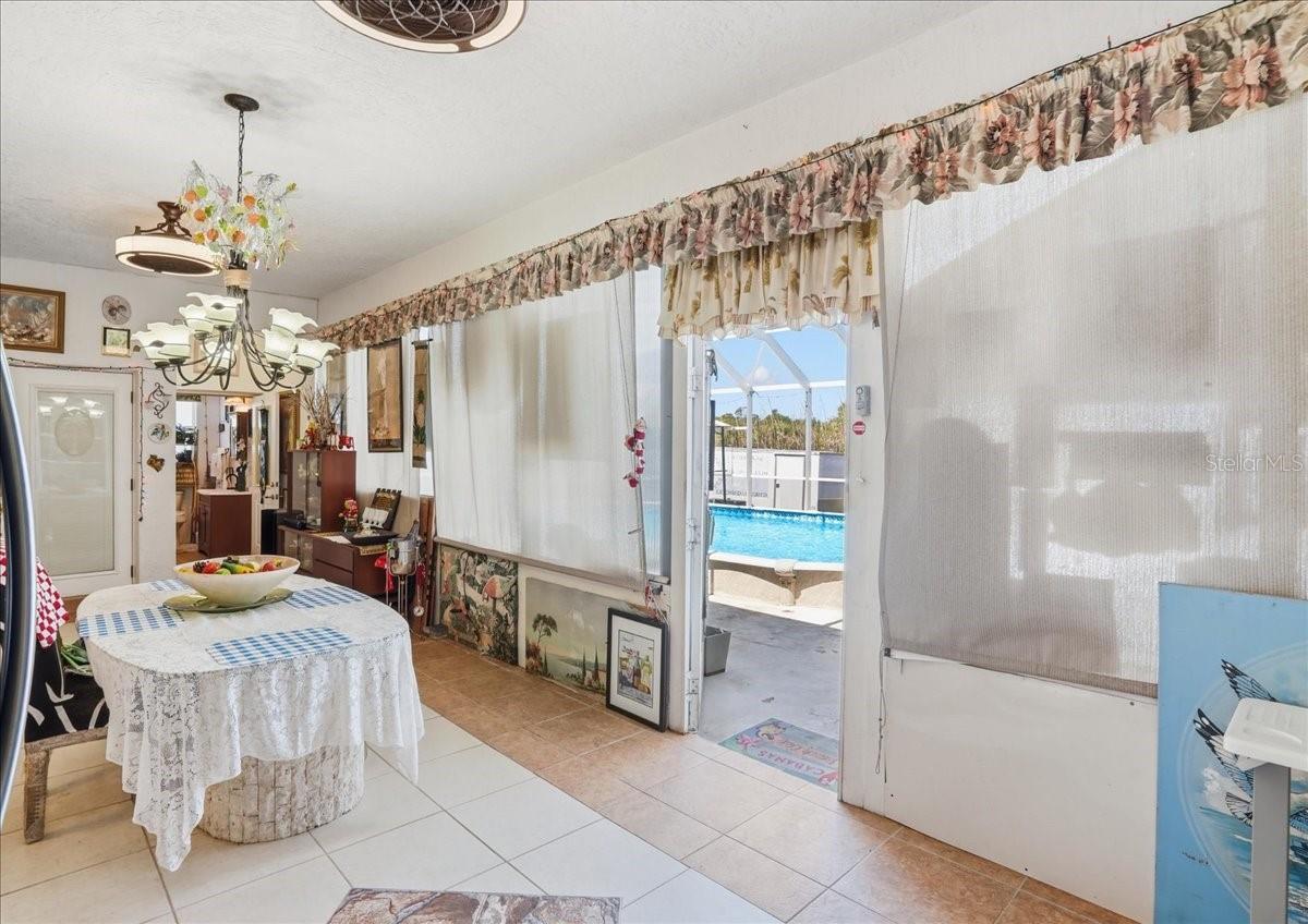 6993 MANNIZ RD, PORT CHARLOTTE, FL, 33981