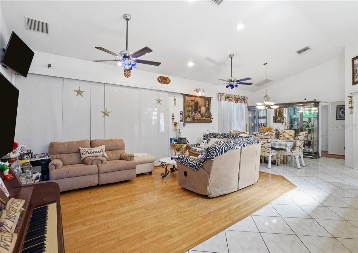 6993 MANNIZ RD, PORT CHARLOTTE, FL, 33981