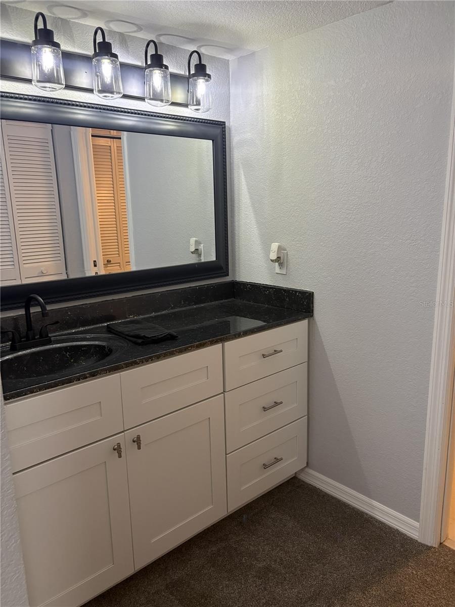 175 KINGS HWY #A1, PUNTA GORDA, FL, 33983