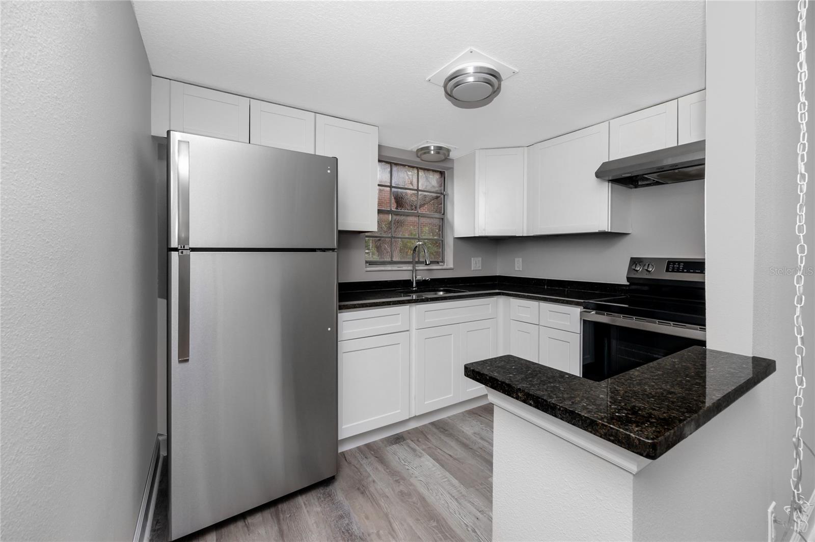 8345 13TH ST N #B, ST PETERSBURG, FL, 33702