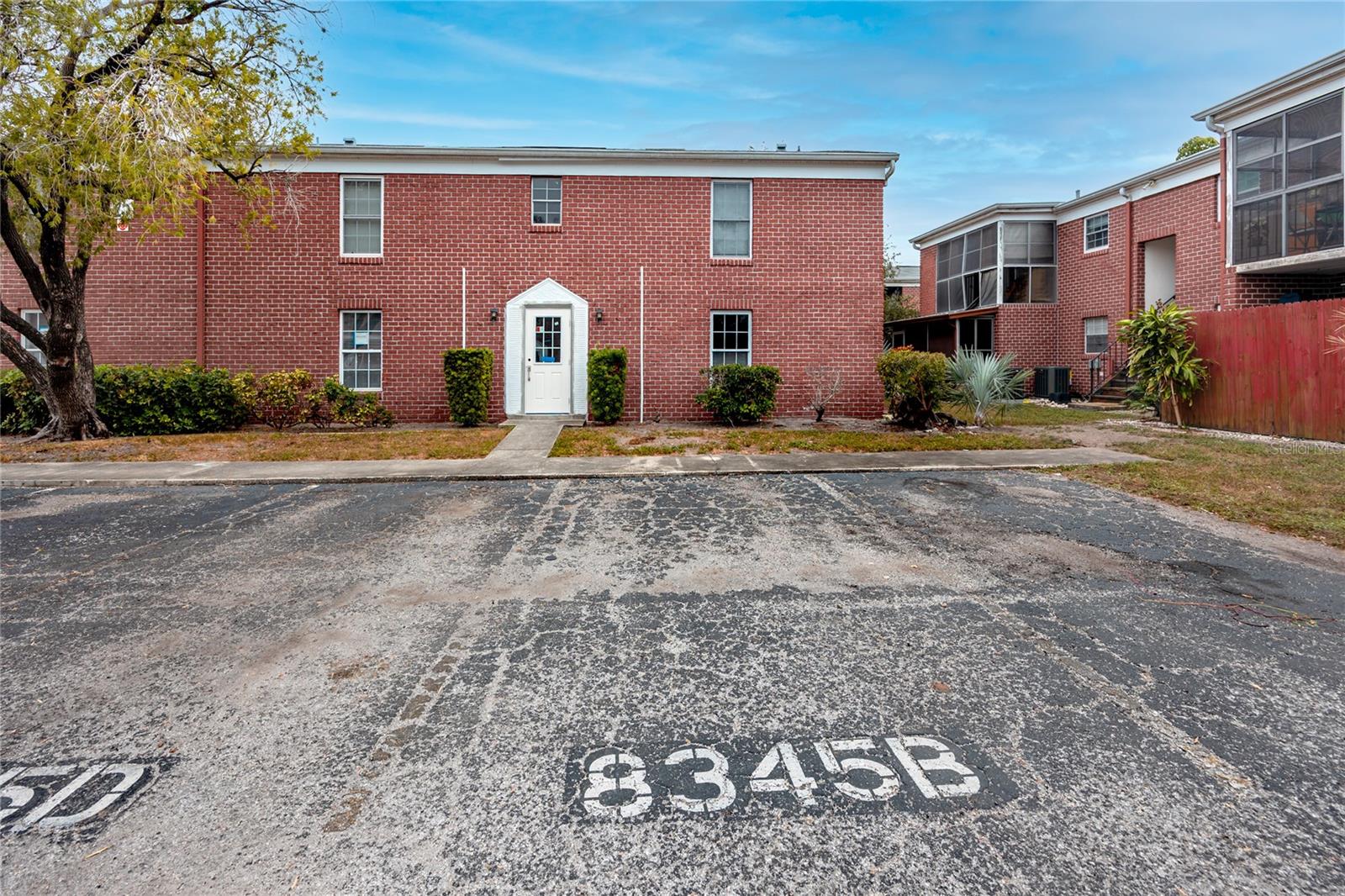8345 13TH ST N #B, ST PETERSBURG, FL, 33702