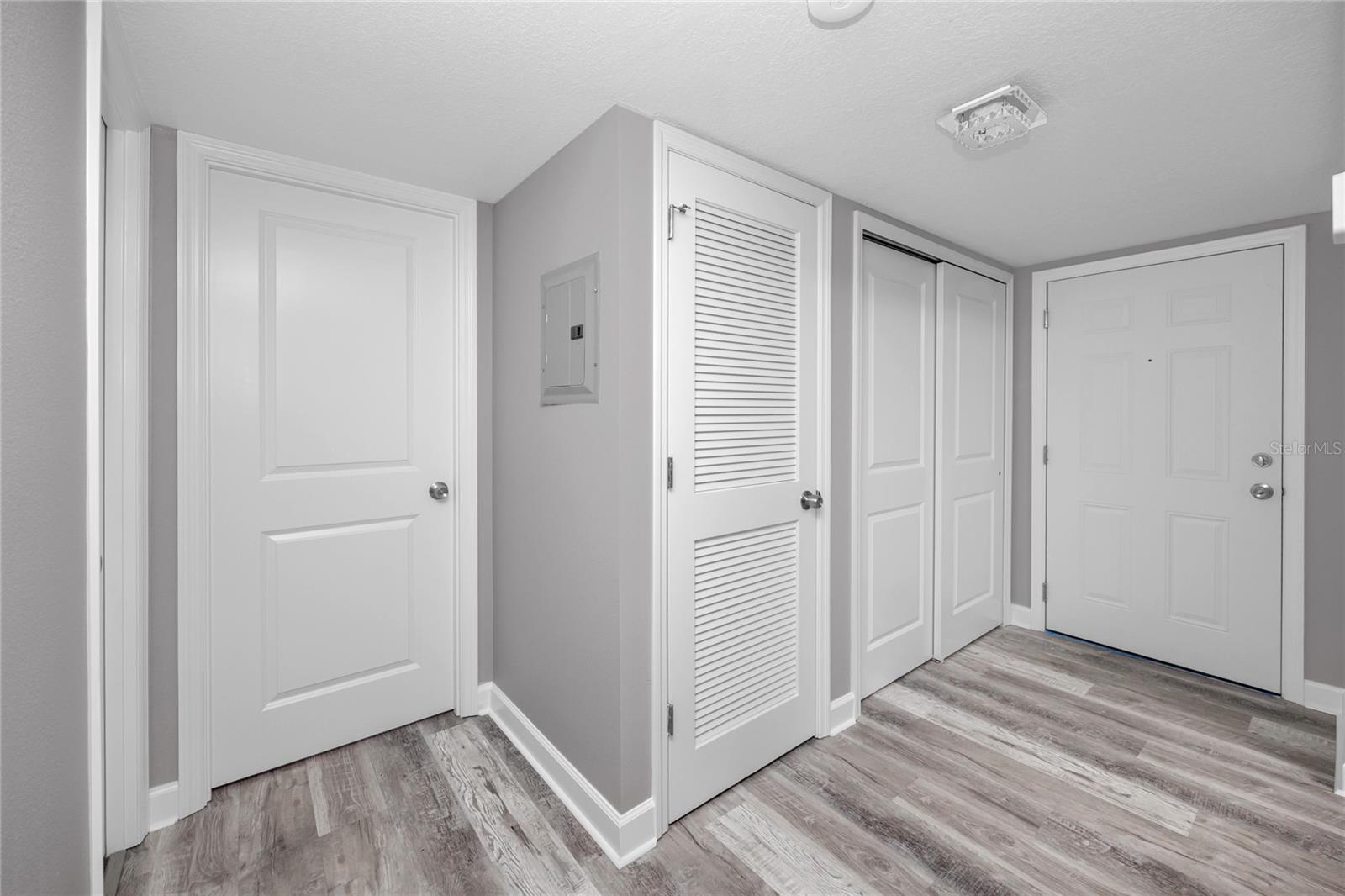 8345 13TH ST N #B, ST PETERSBURG, FL, 33702