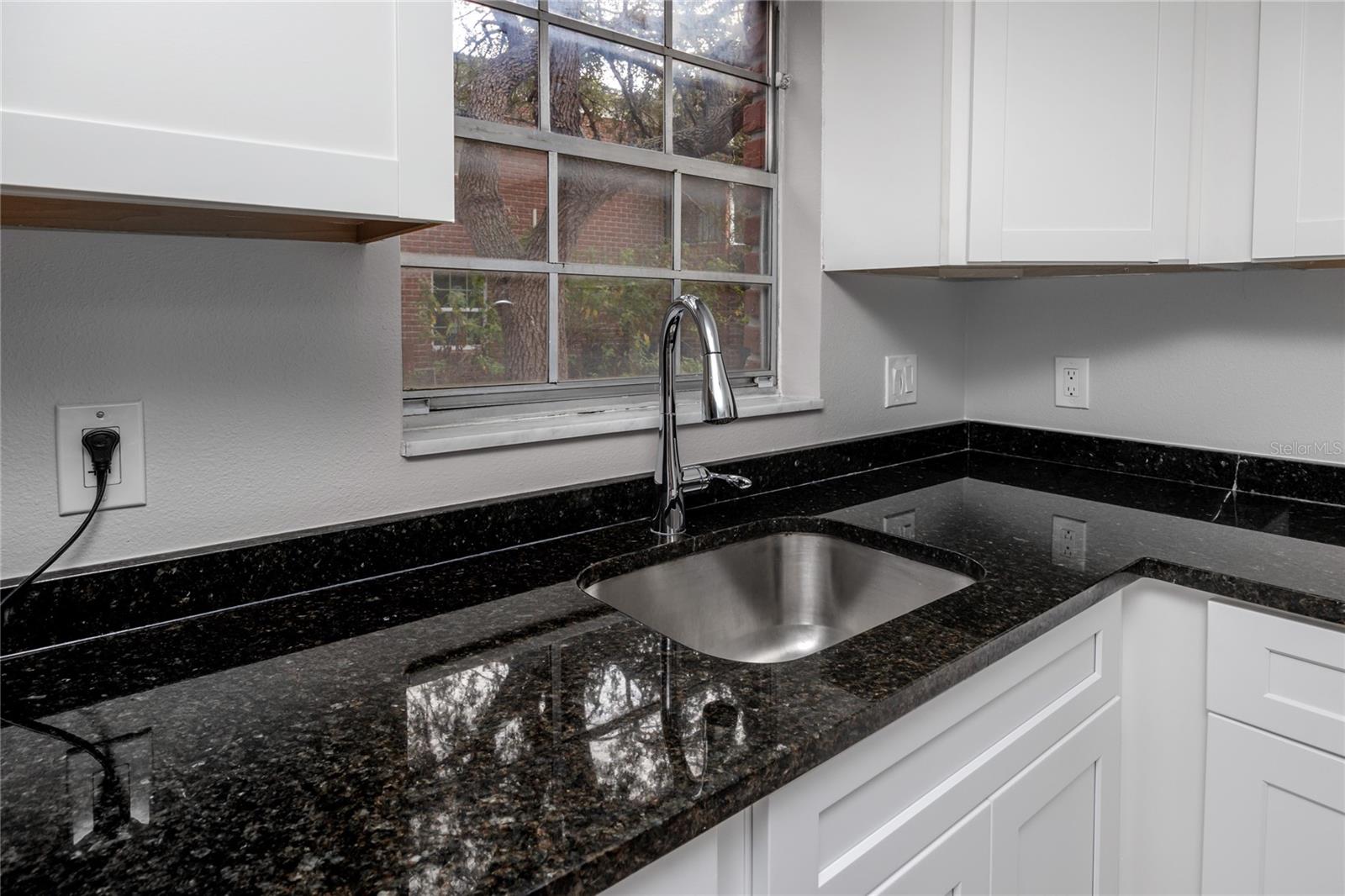 8345 13TH ST N #B, ST PETERSBURG, FL, 33702