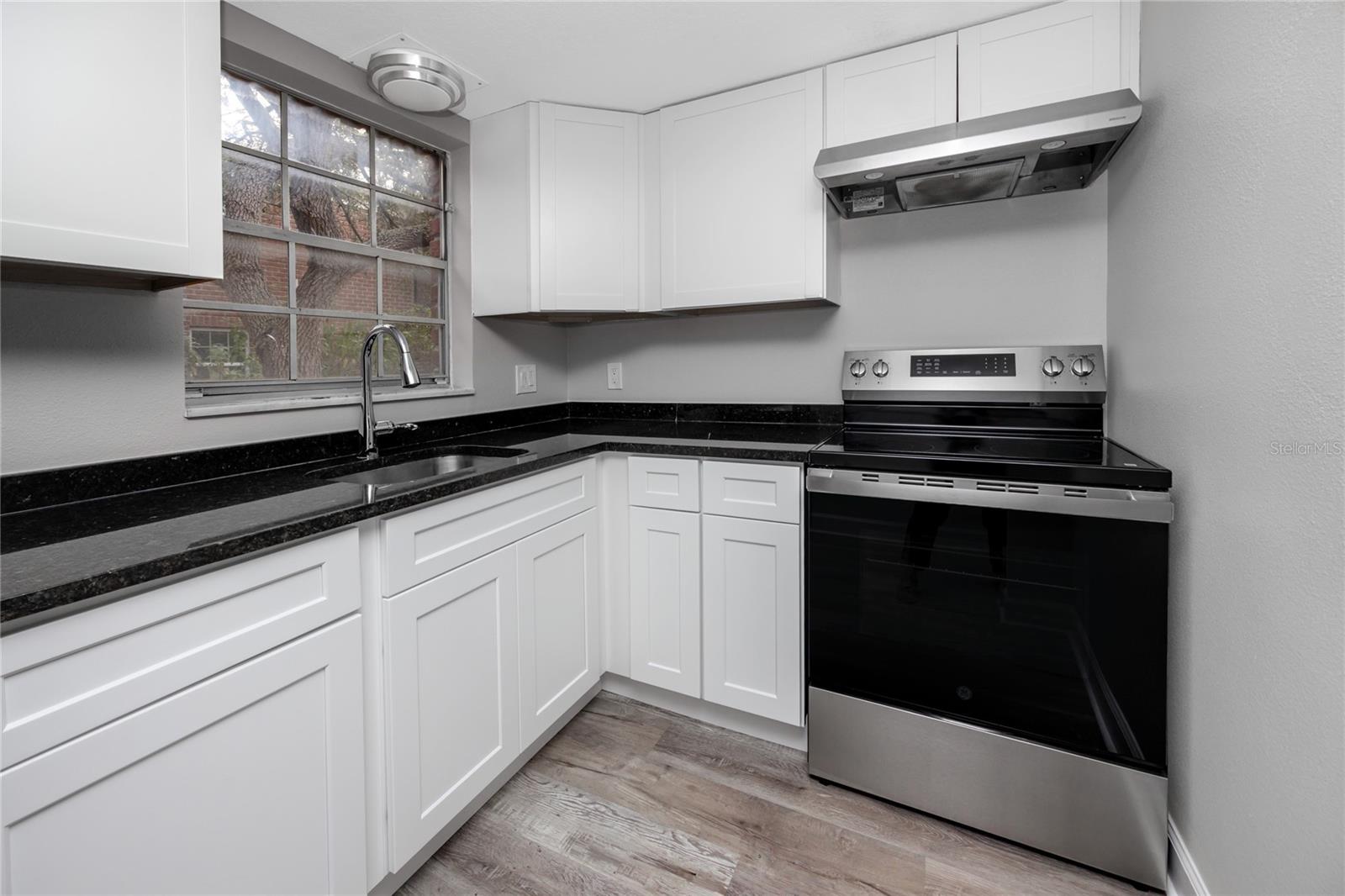 8345 13TH ST N #B, ST PETERSBURG, FL, 33702