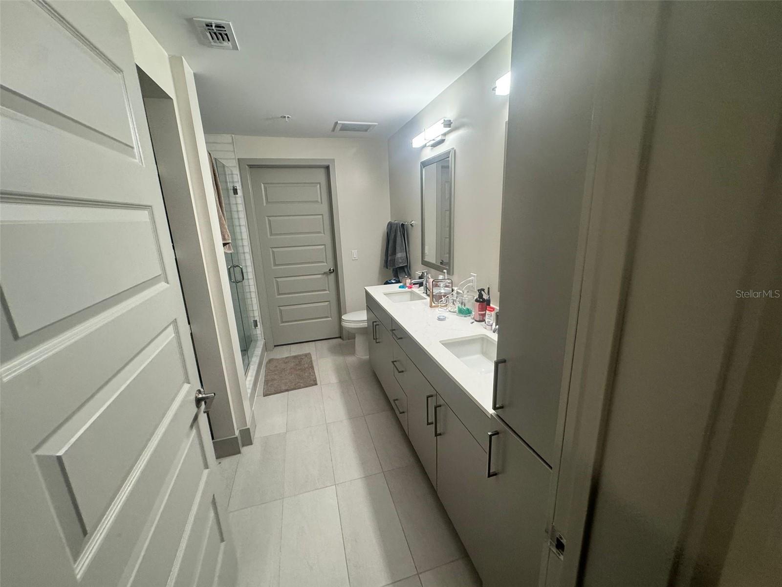 310 N ORANGE AVE, ORLANDO, FL, 32801